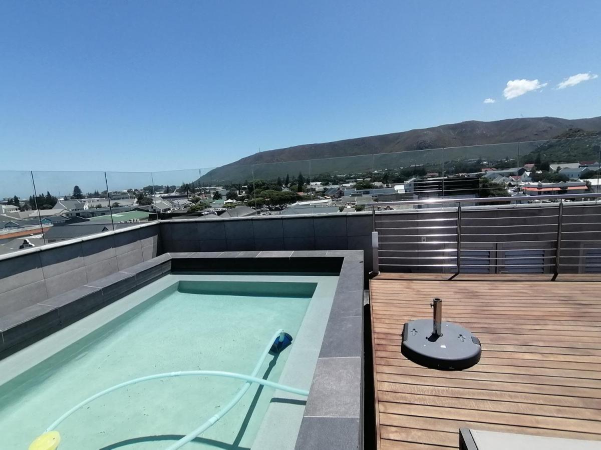 Hermanus Waterfront Apartment No.19 Экстерьер фото